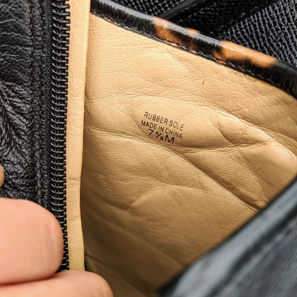 SOLD  Ann Taylor peep toes, black/tortoiseshell - Picture 11 of 13